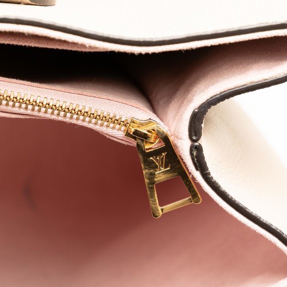 Pre-Loved Louis Vuitton Lockme Shopper - Picture 9 of 10